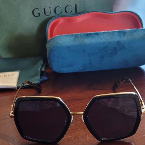 Stunning new oversized sunglasses - Picture 3 of 6